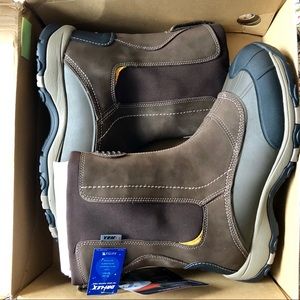 Men’s LLBean snow boots- tags still on